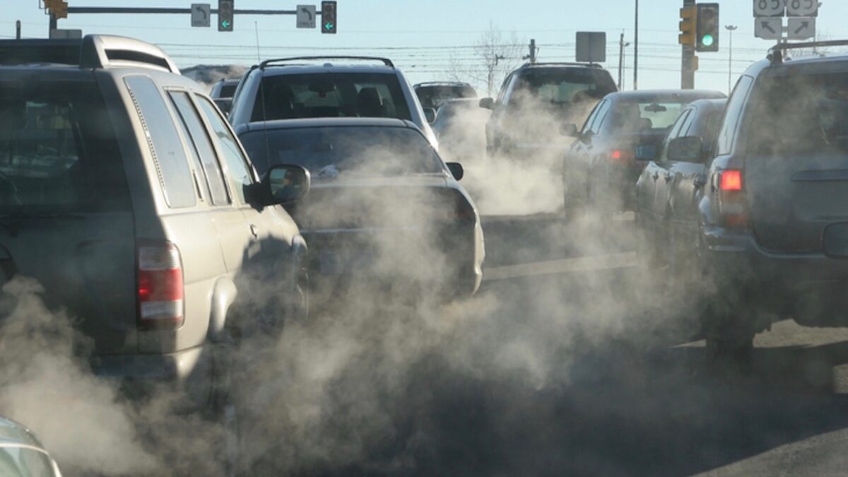 Car exhaust exposure impact on mental health